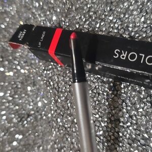 🌟🧚‍♀️HOT TICKET Dose of Colors SWATCHED 1x Lip Liner NWT